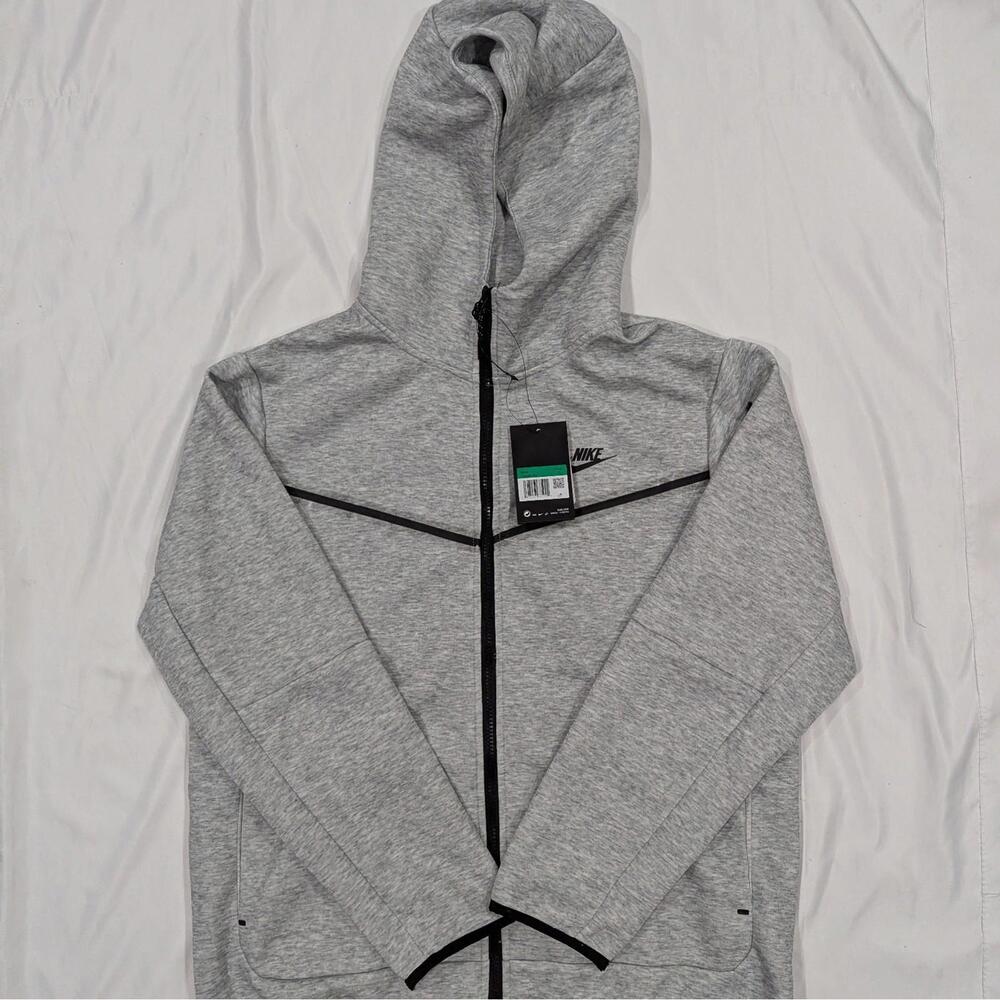 Nike Sportswear Tech Fleece Full Zip Hoodie Men's XL Grey CU4490-063 NWT - Picture 2 of 7